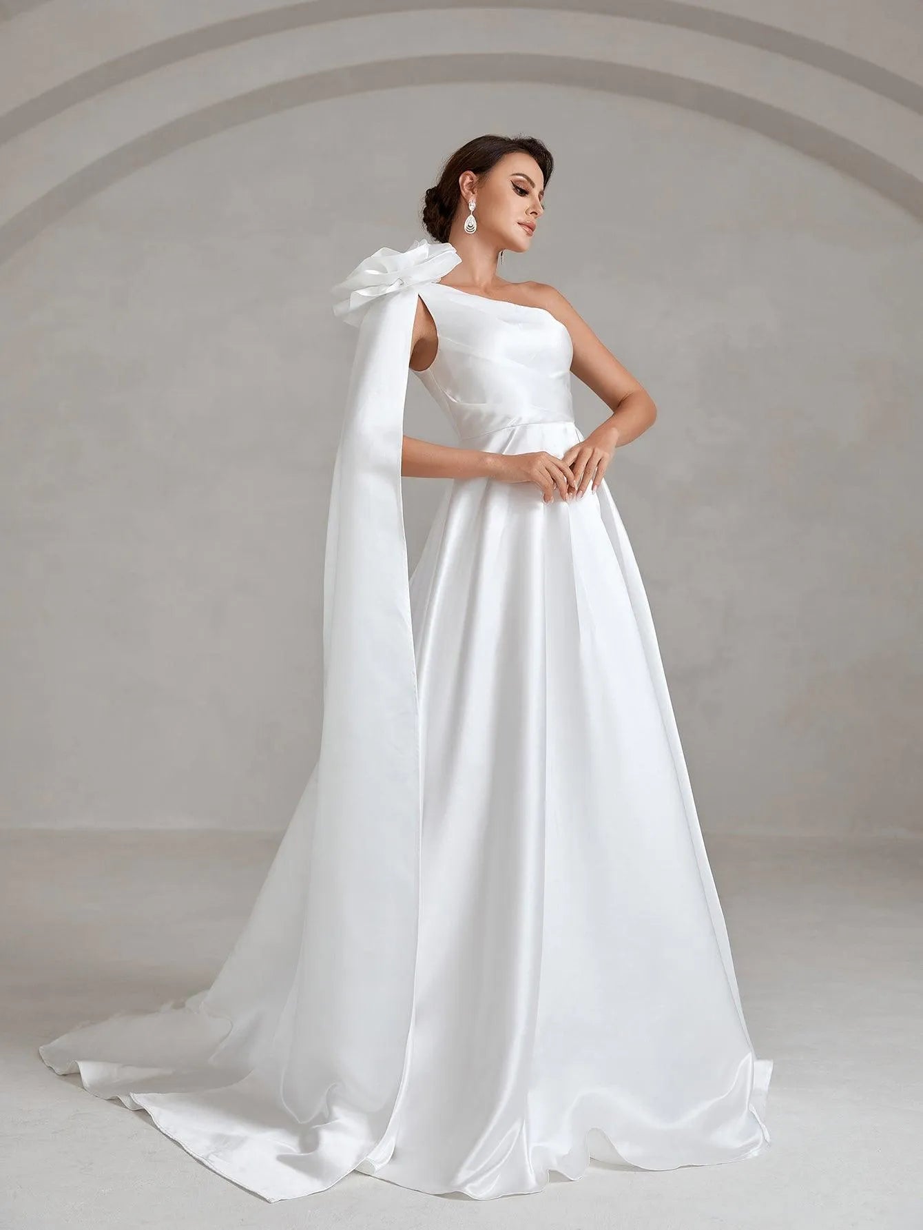 Stereo Flower One Shoulder Split Satin Wedding Dress - Elonnashop