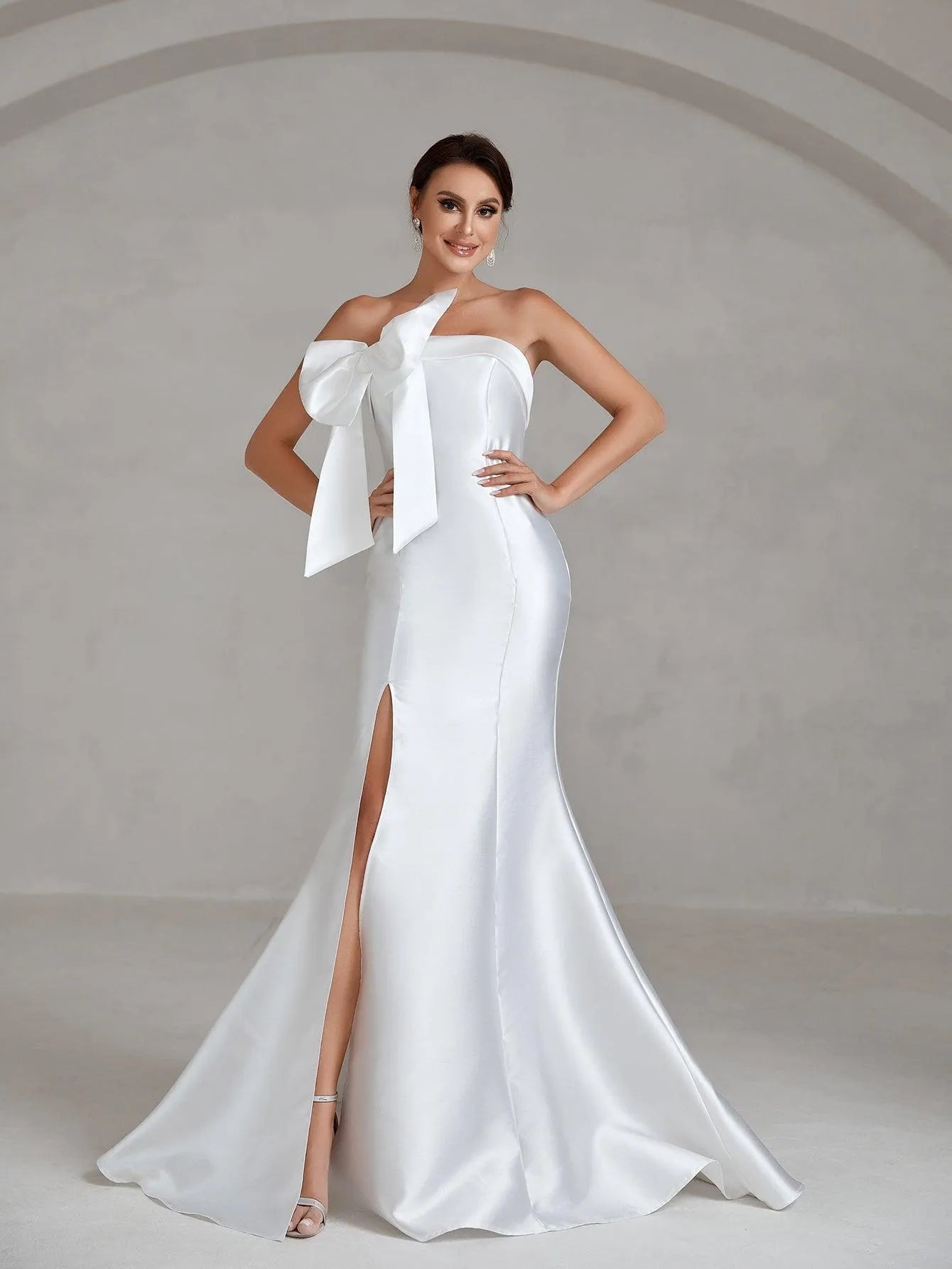 Bow Decor Slit Mermaid Hem Satin Tube Wedding Dress - Elonnashop