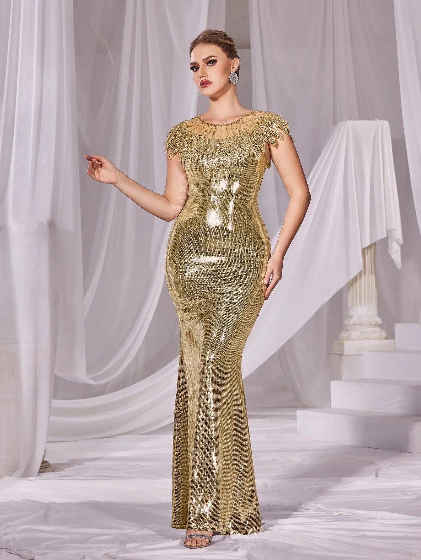 Round Neck Mermaid Hem Sequin Evening Dress - Elonnashop