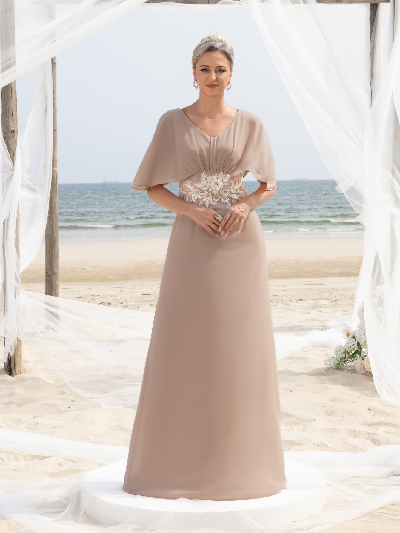 Womens' Applique Detail V Neck Chiffon Formal Dress