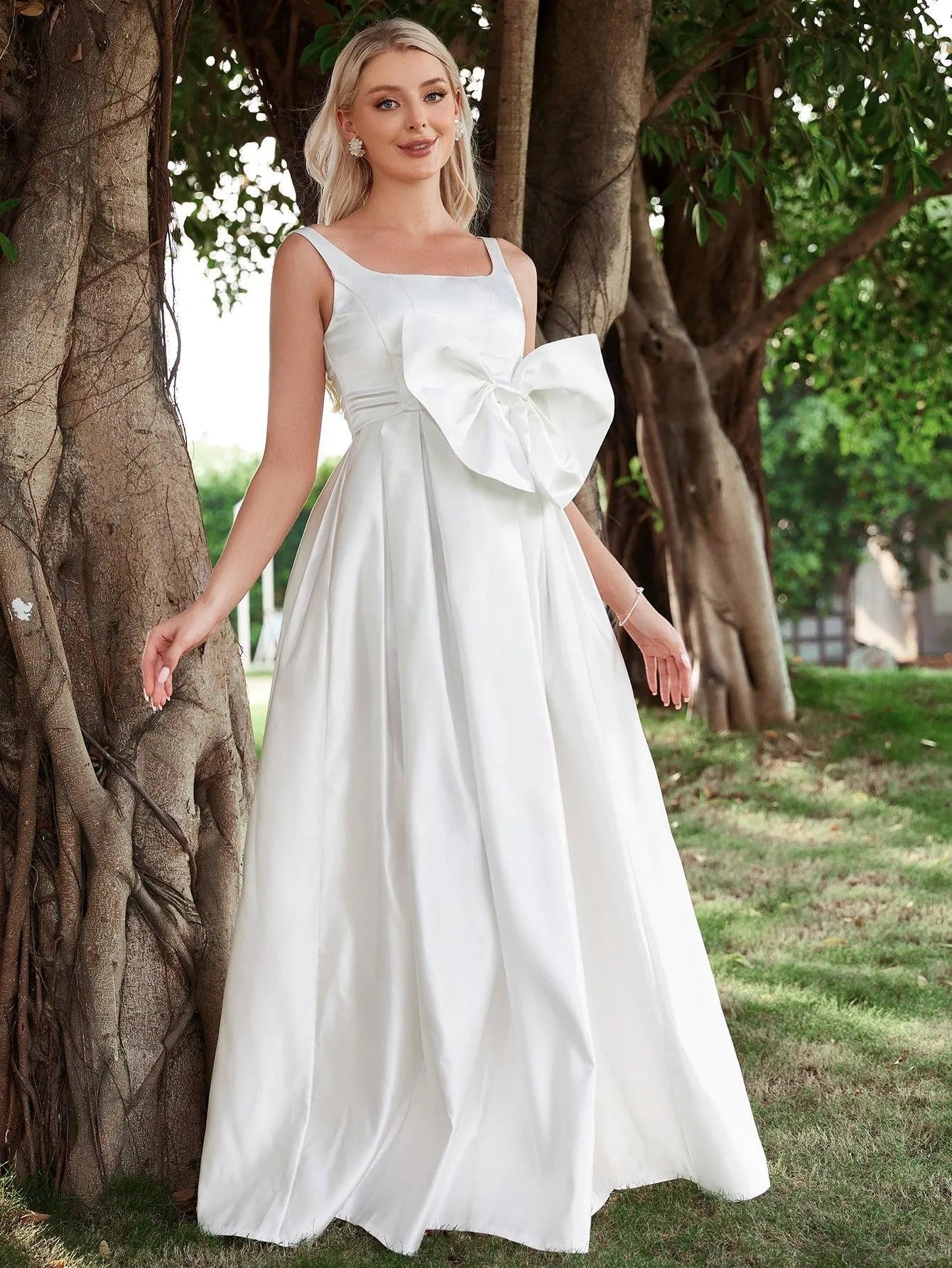 Bow Front Square Neck Sleeveless Satin Wedding Dresses Elonnashop Bow Front Square Neck Sleeveless Satin Wedding Dresses Elonnashop