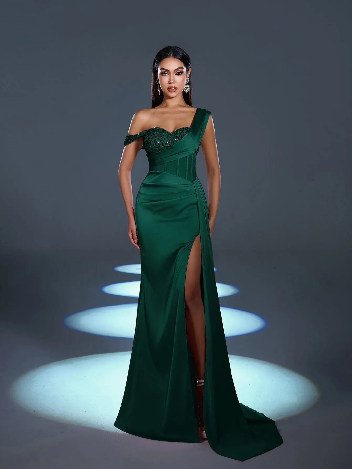 Elegant Asymmetrical Neck Split Mermaid Hem Satin Evening Dress