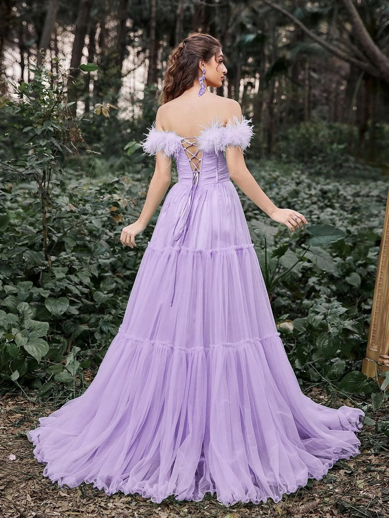 Elegant Feather Trim Off Shoulder Layered Tulle Prom Dress - Elonnashop