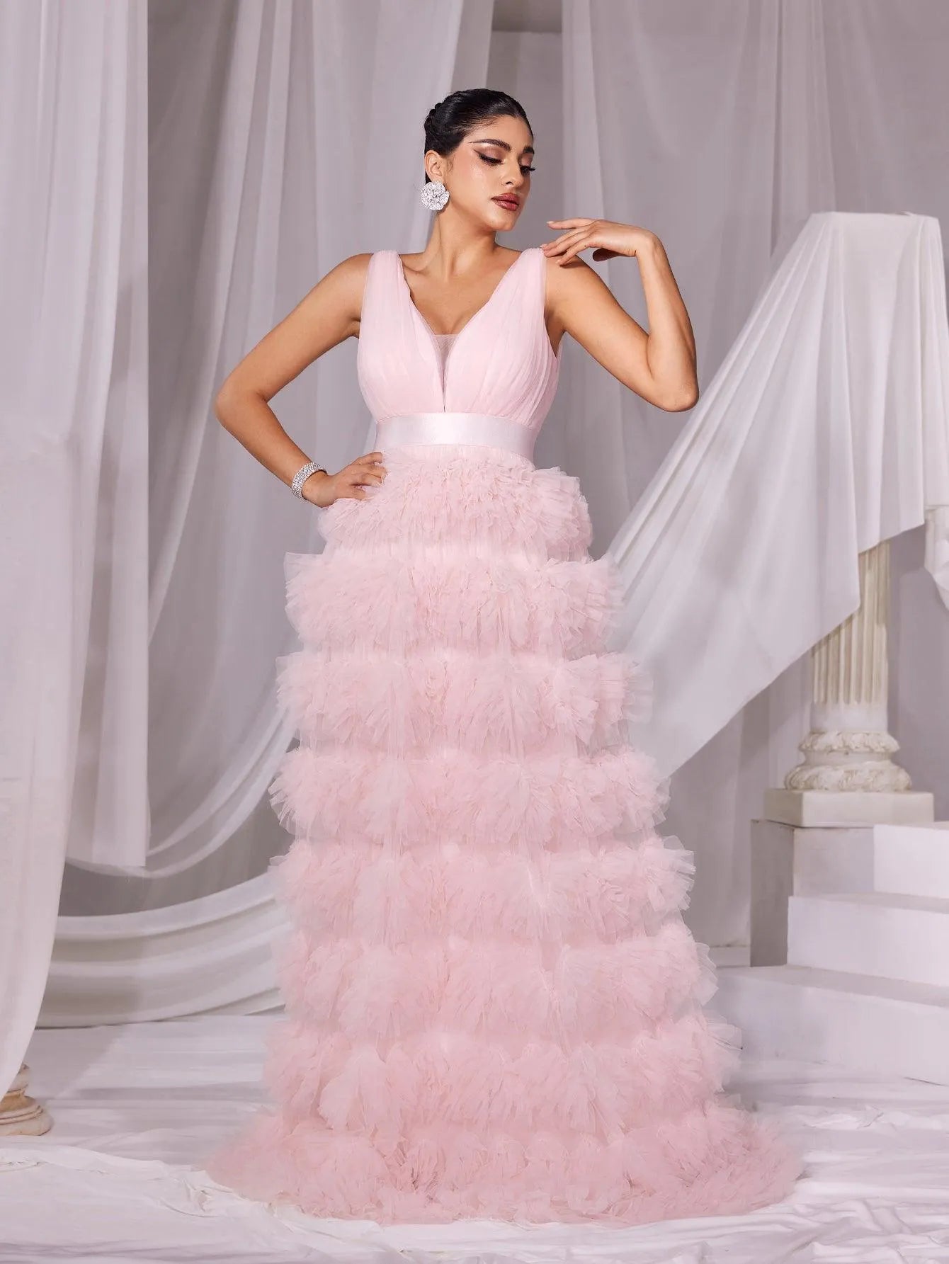 Plunging Neck Ruffle Layered Hem Cake Prom Dress - Elonnashop