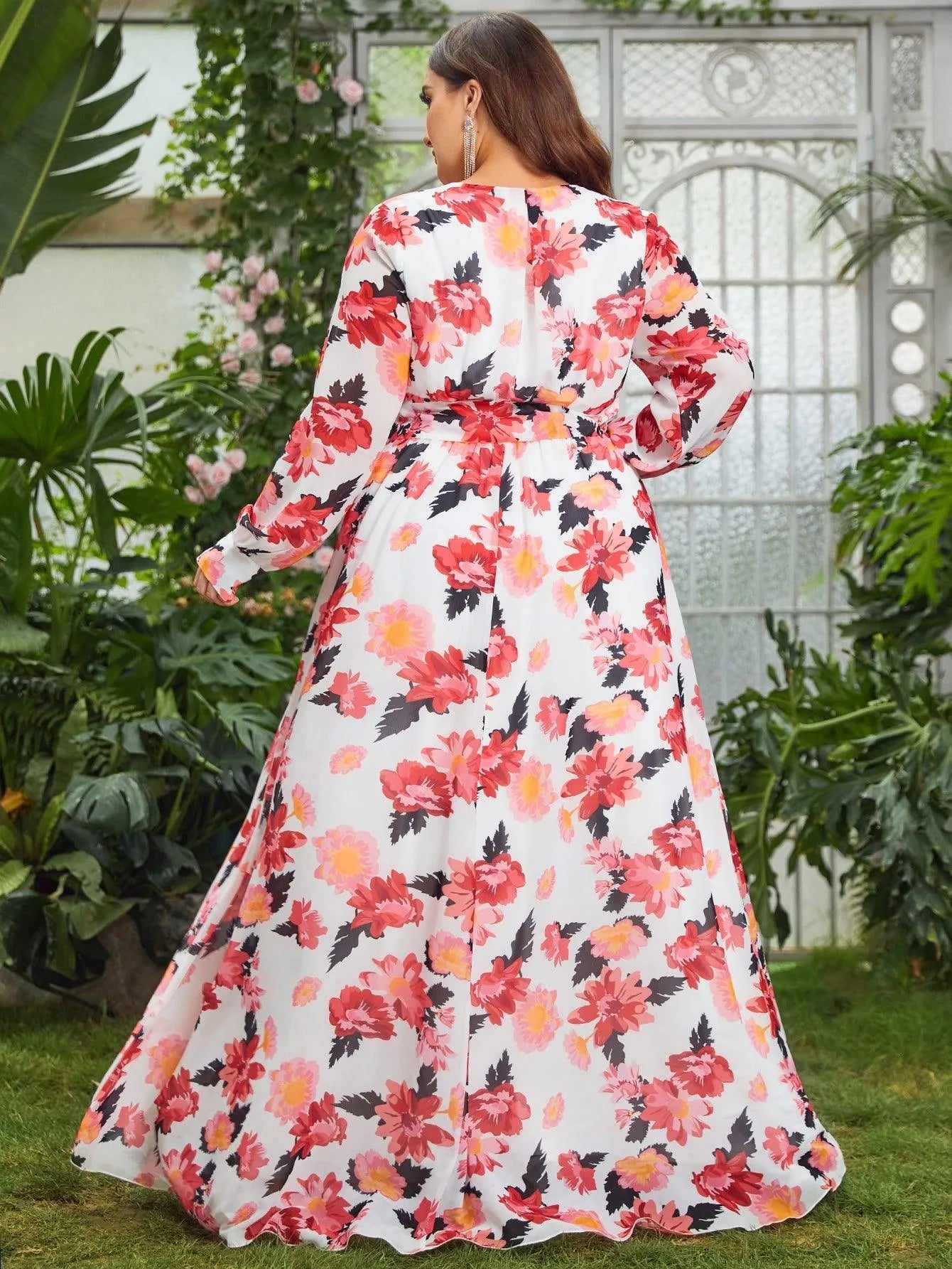 Plus Floral Elegance Long-Sleeve Maxi Dress Elonnashop Plus Floral Elegance Long-Sleeve Maxi Dress Elonnashop