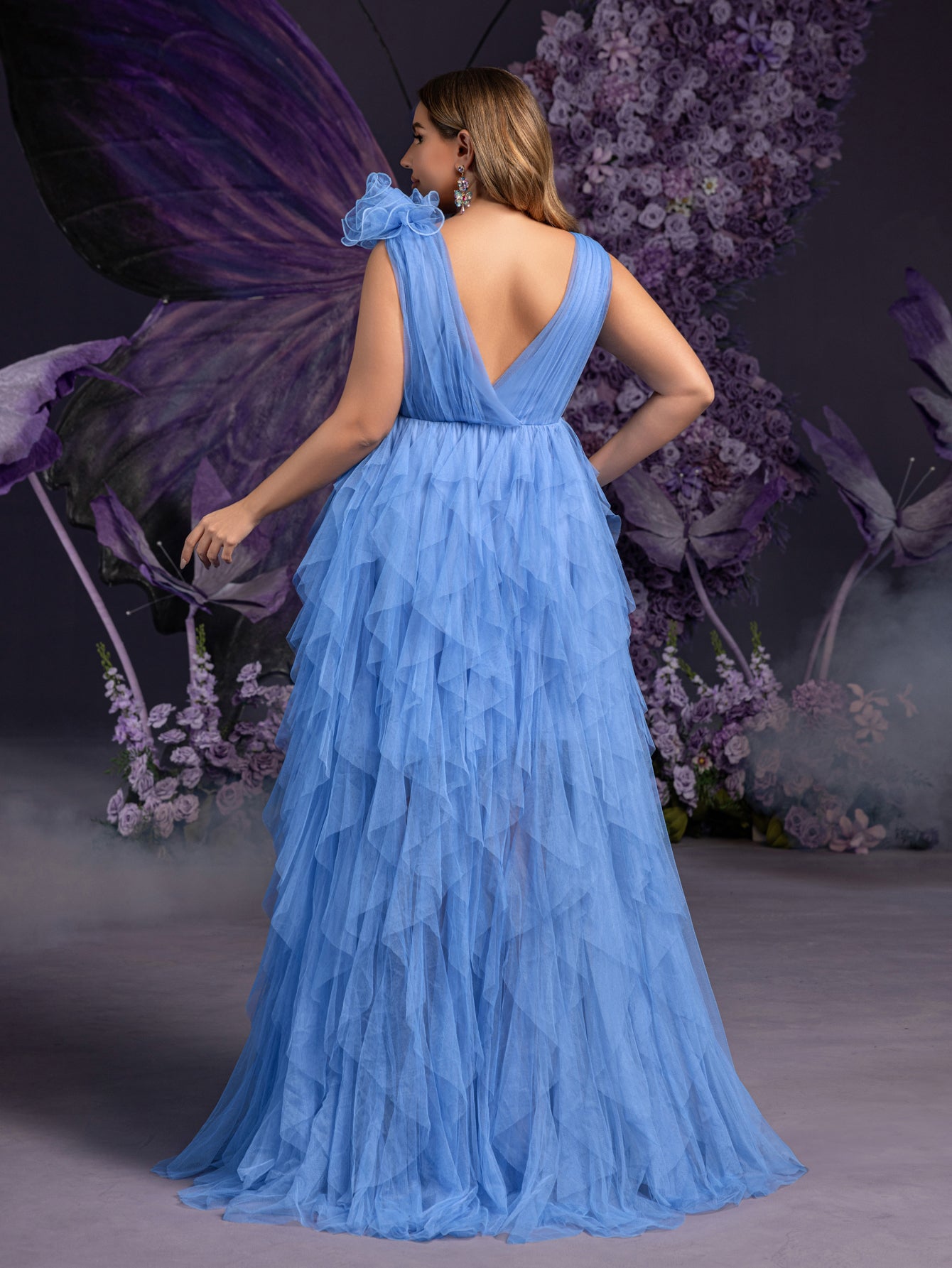 Plus Maternity Plunging Neck Stereo Flower Mesh Overlay Party Dress