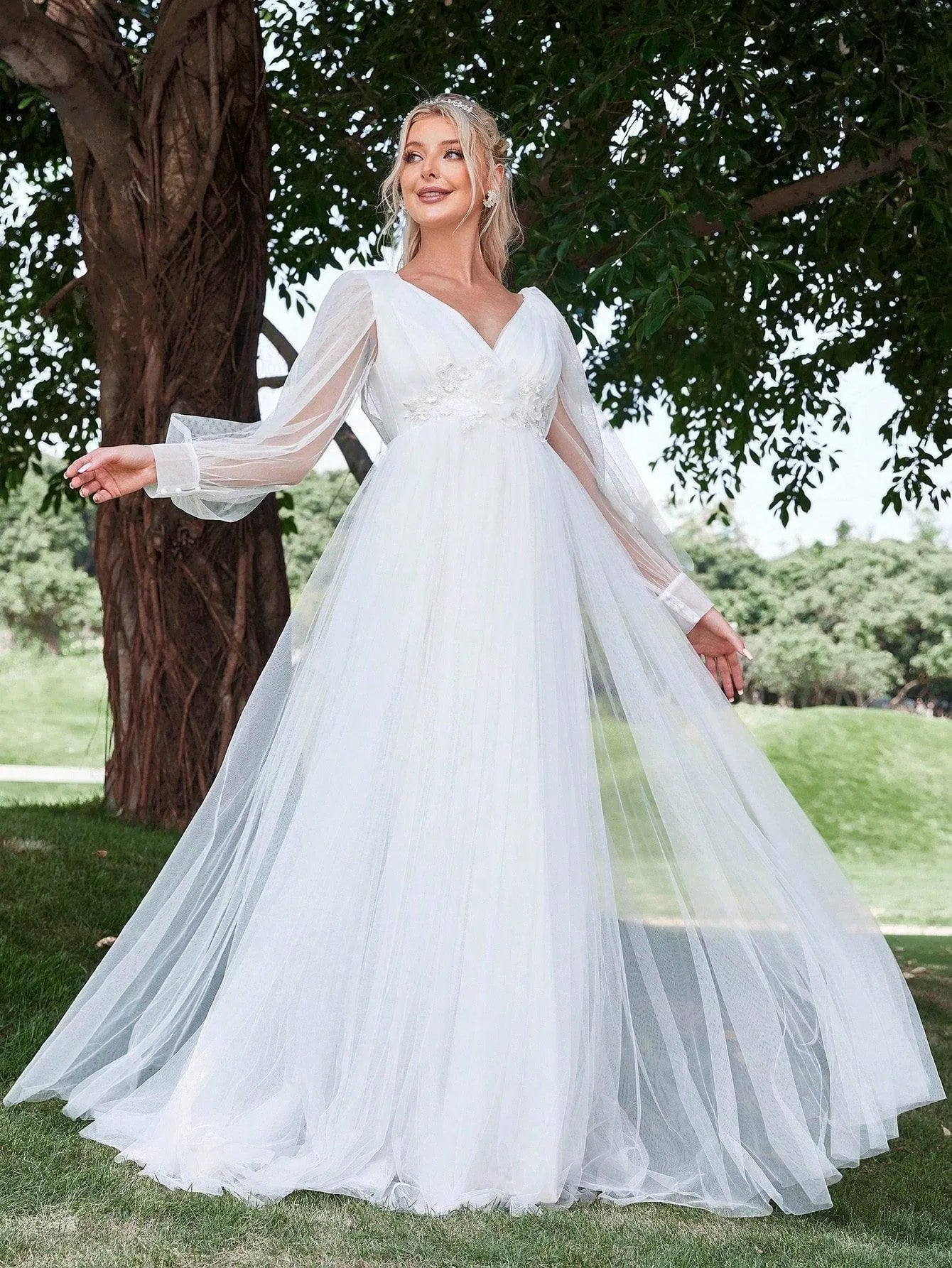 Floral Applique Bishop Sleeves Mesh Wedding Dress - Elonnashop