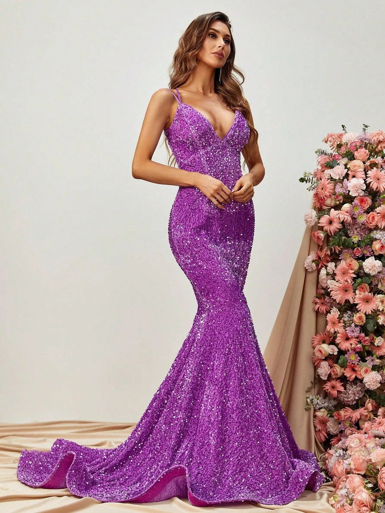 Elegant Spaghetti Strap Sequin Mermaid Dress - Elonnashop