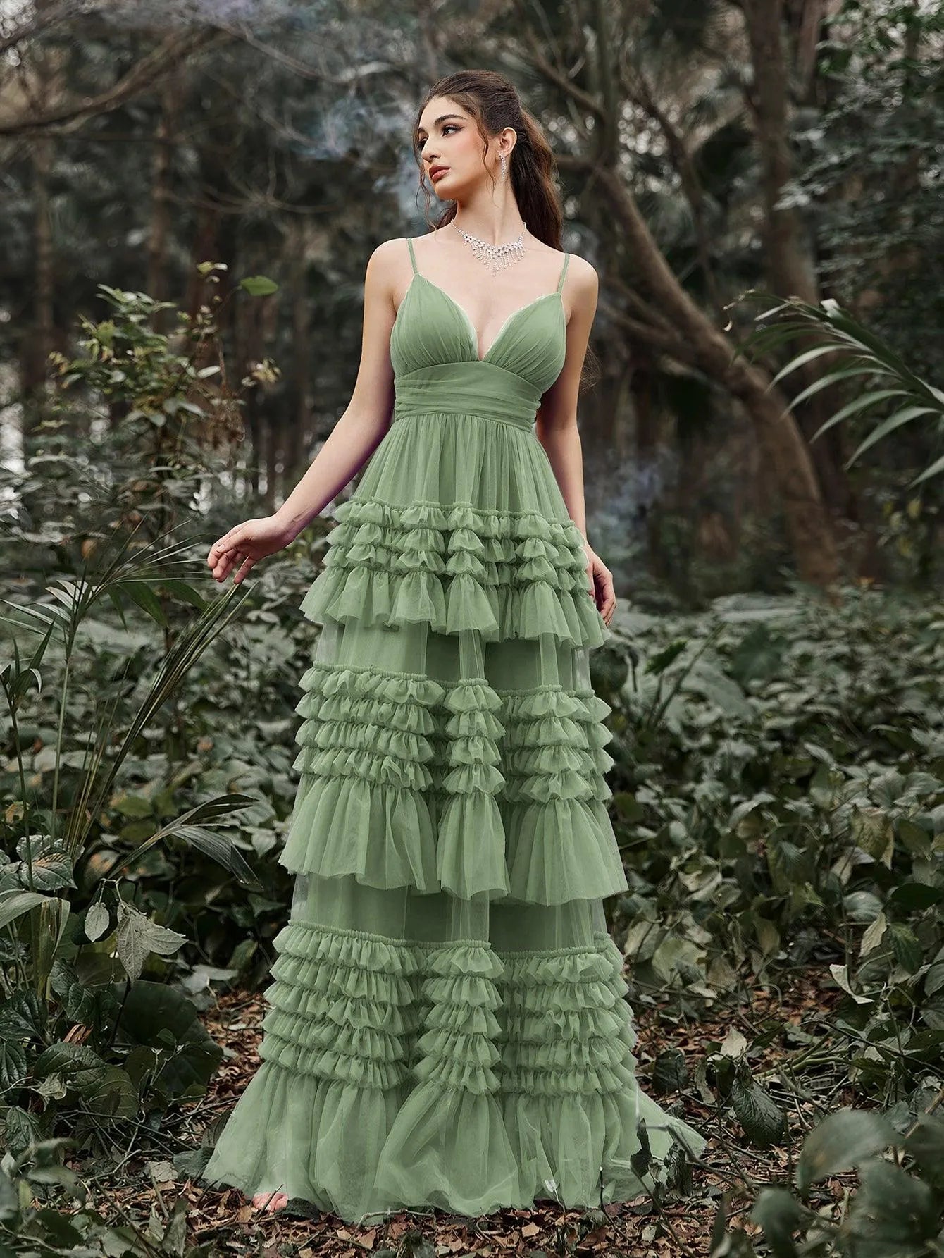 Gorgeous Plunging Neck Tiered Tulle Slip Prom Dress - Elonnashop