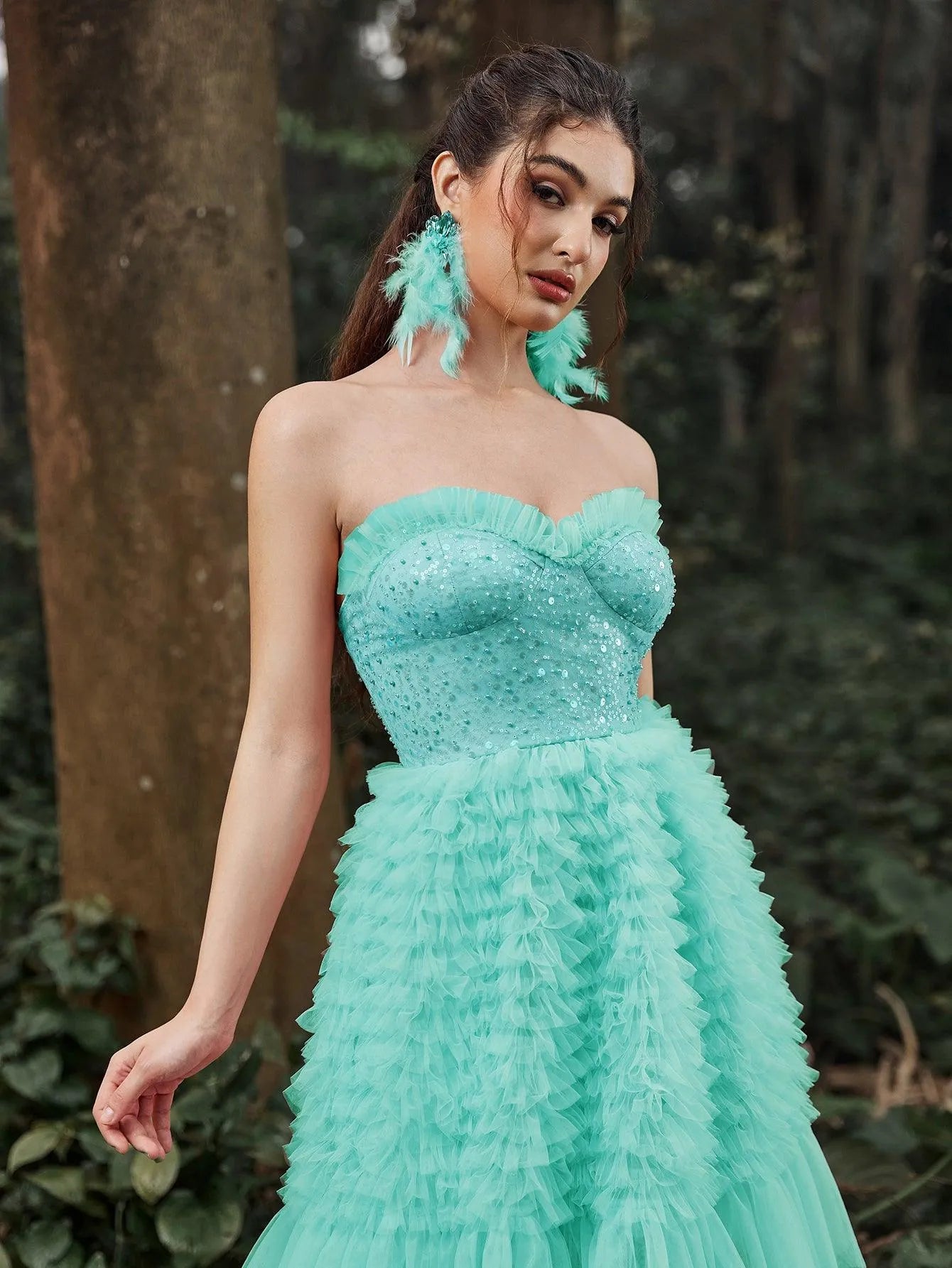 Luxury Ruffle Trim Sequin Bodice Cascading Tulle Hem Prom Dress - Elonnashop