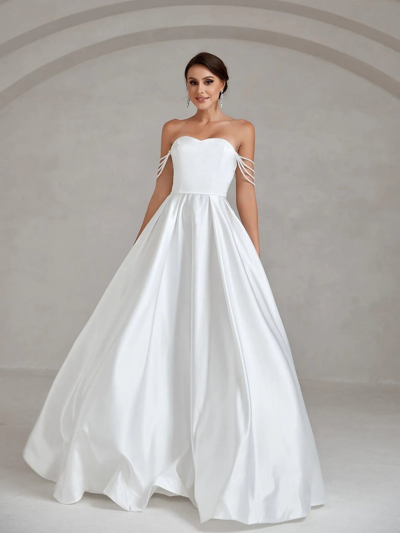 Chain Detail Satin Tube Wedding Dress - Elonnashop