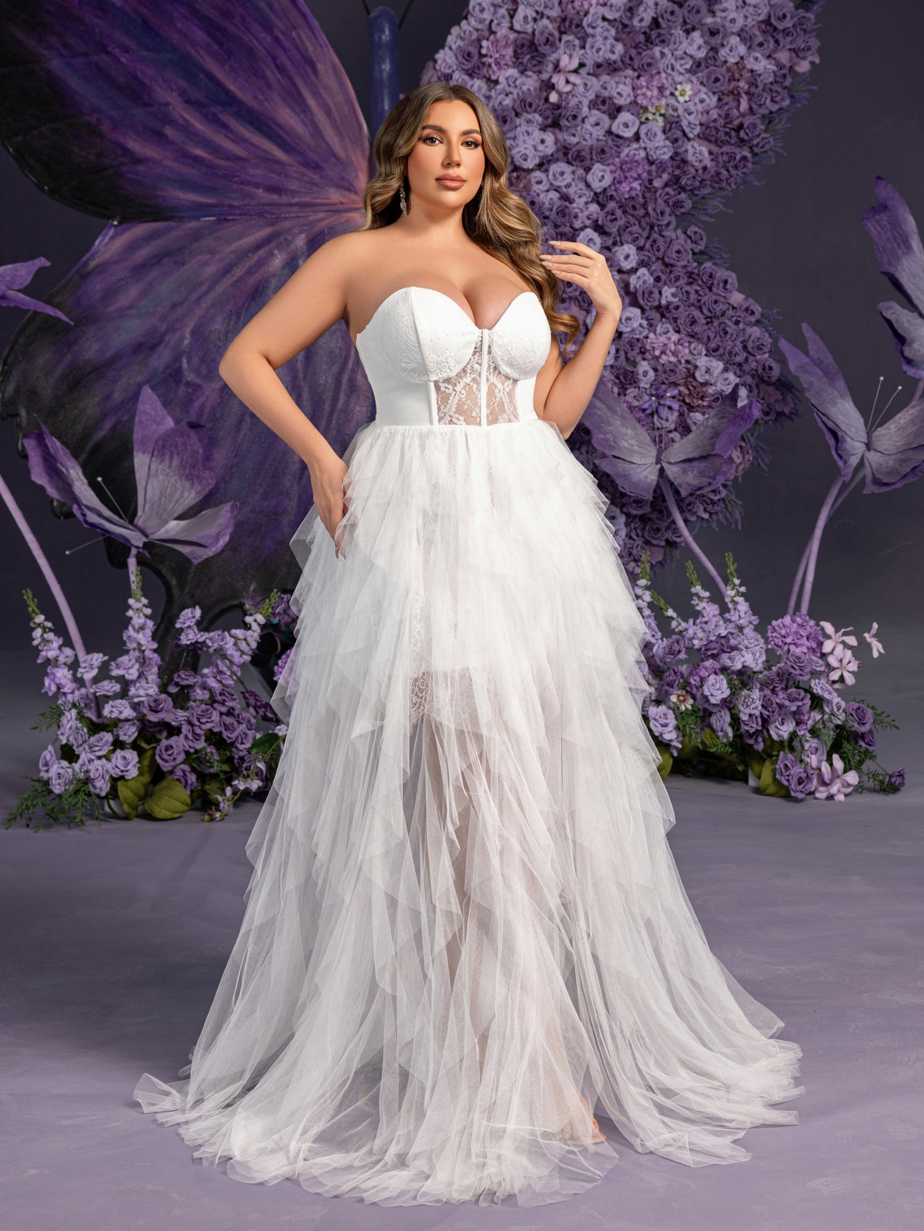 Plus Elegant Strapless Sweetheart White Bridal Gowns: Tiered Tulle Skirt with Thigh-High Slit & Corset Bodice – Elegant 1XL-5XL Wedding Dresses