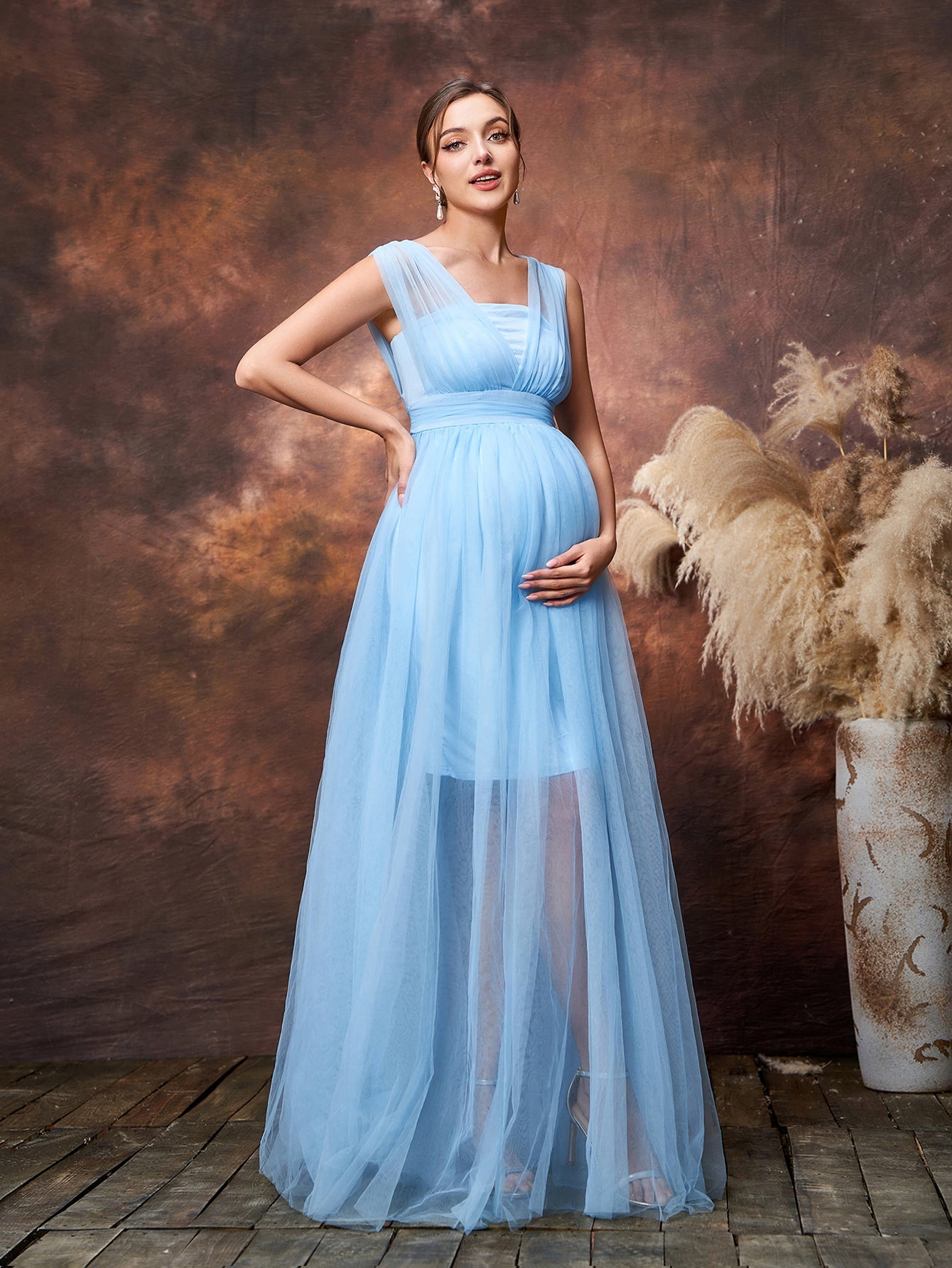 Maternity Plunging Neck Sleeveless Tulle Overlay Party Dress