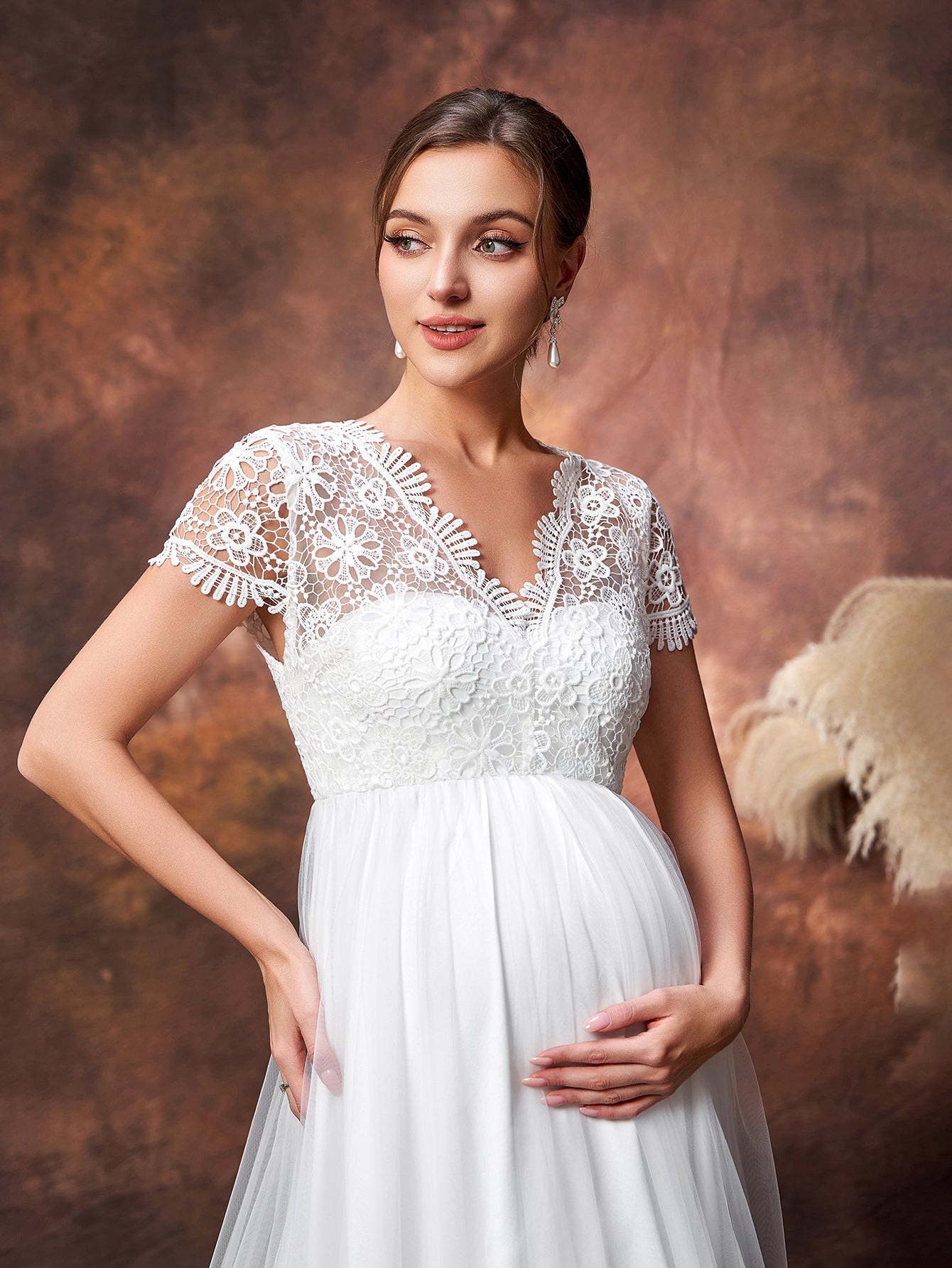 Maternity V Neck Short Sleeves Lace Bodice Contrast Tulle Formal Dress