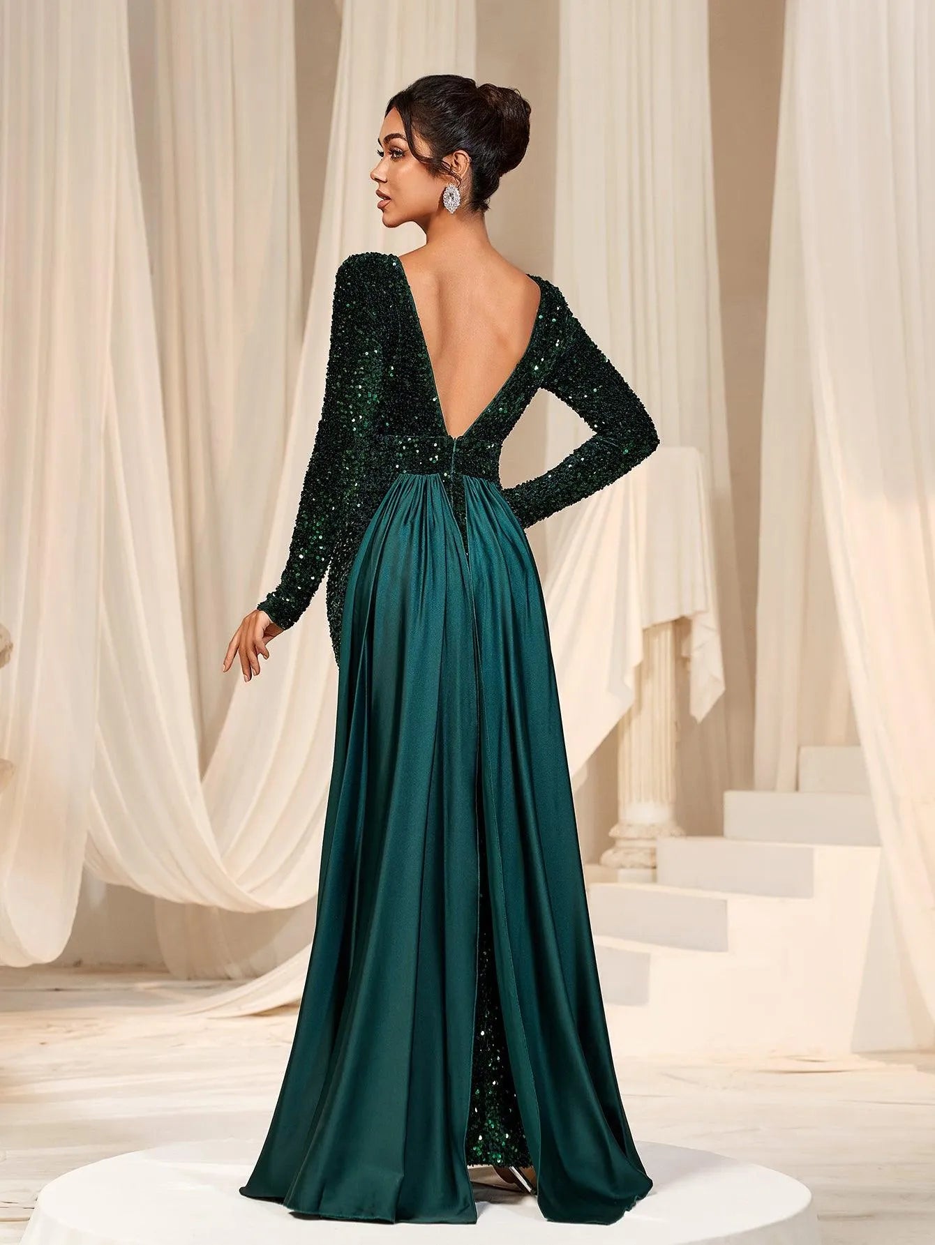 Round Neck Backless Mermaid Hem Sequin Prom Dress - Elonnashop