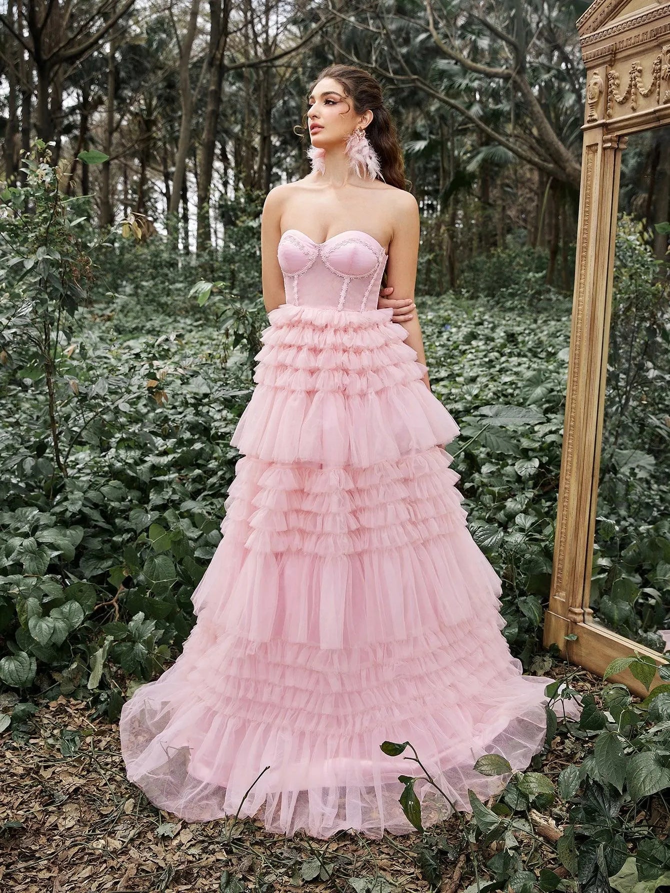 Gorgeous Strapless Cascading Ruffles Hem Tulle Prom Dress - Elonnashop