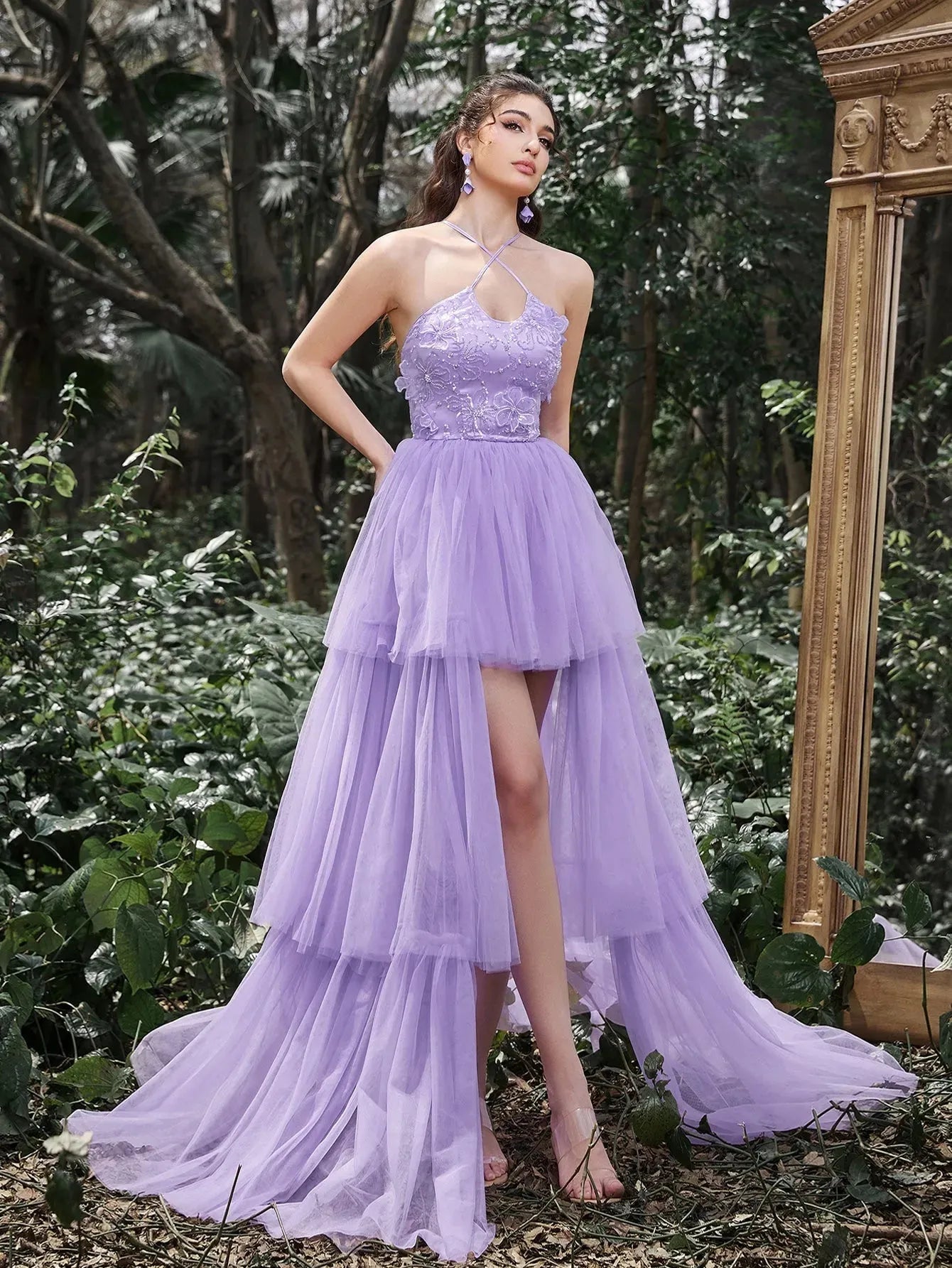 Gorgeous Halter Neck Beaded Bodice Contrast Layered Tulle Hem Prom Dress