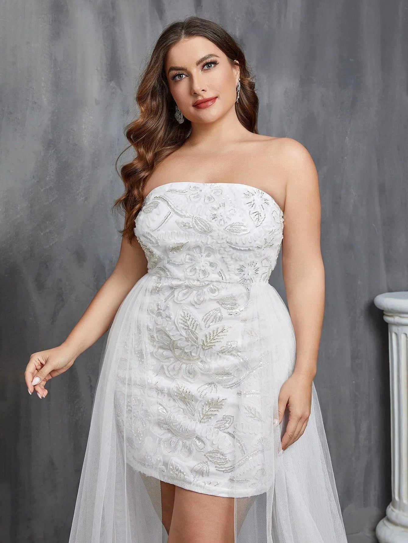 Plus Mesh Overlay Sequin Tube Wedding Dress - Elonnashop