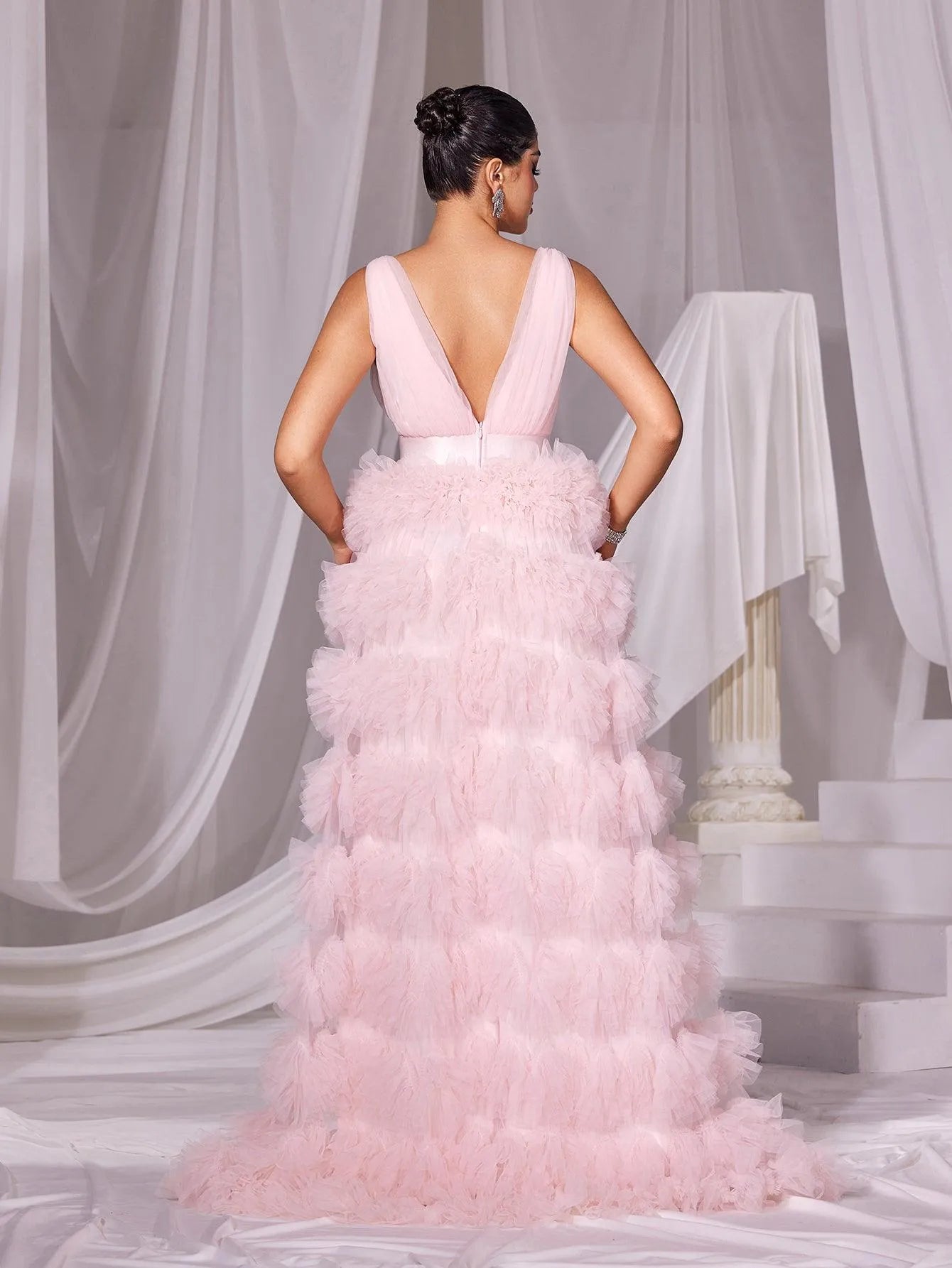 Plunging Neck Ruffle Layered Hem Cake Prom Dress - Elonnashop