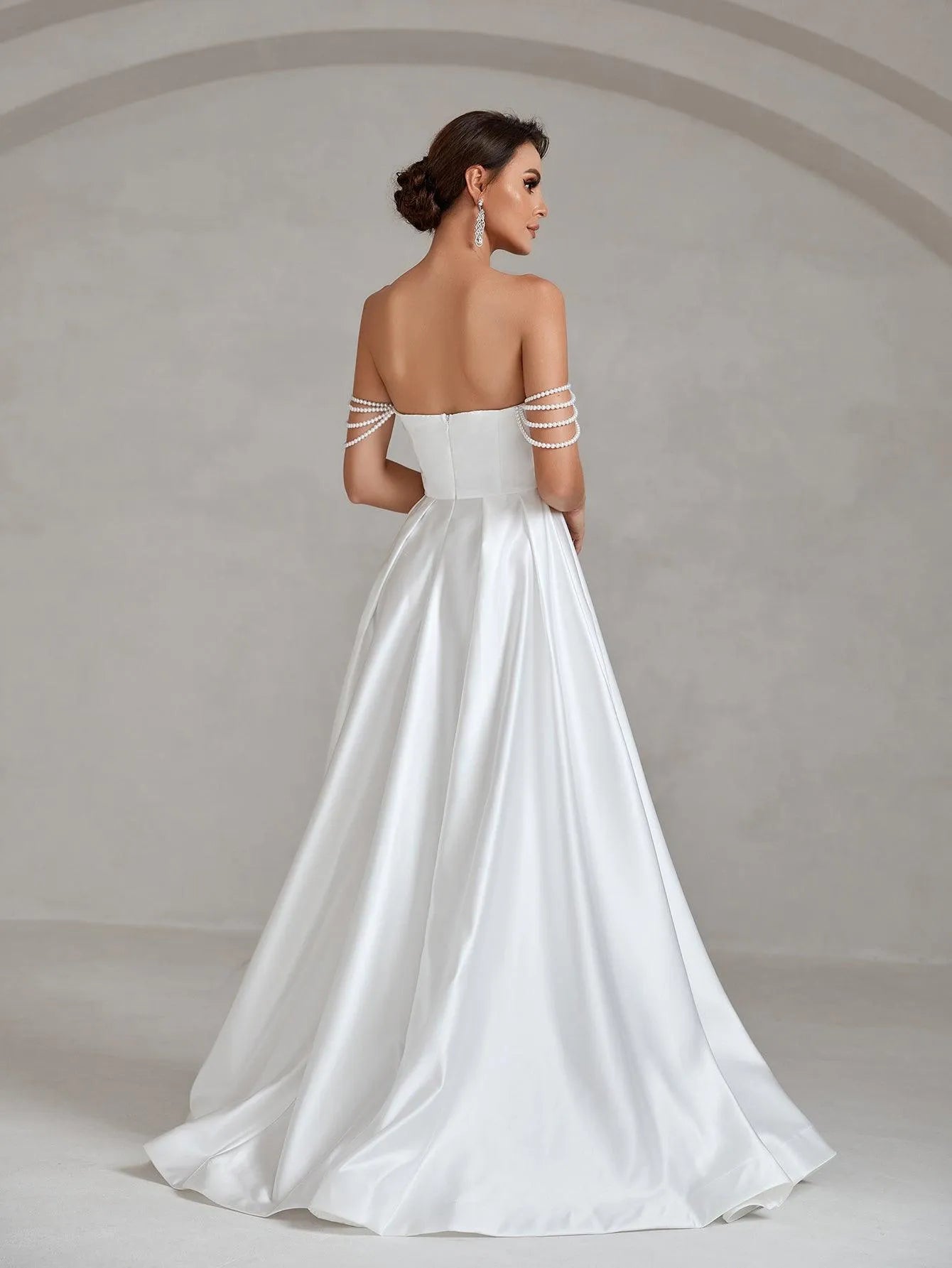 Chain Detail Satin Tube Wedding Dress - Elonnashop