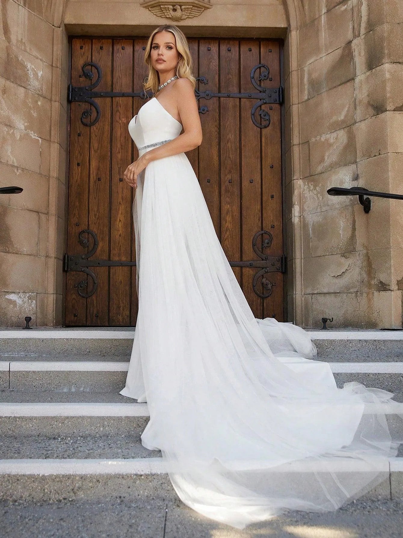 Mesh Overlay Rhinestone Waistband Tube Wedding Dress - Elonnashop