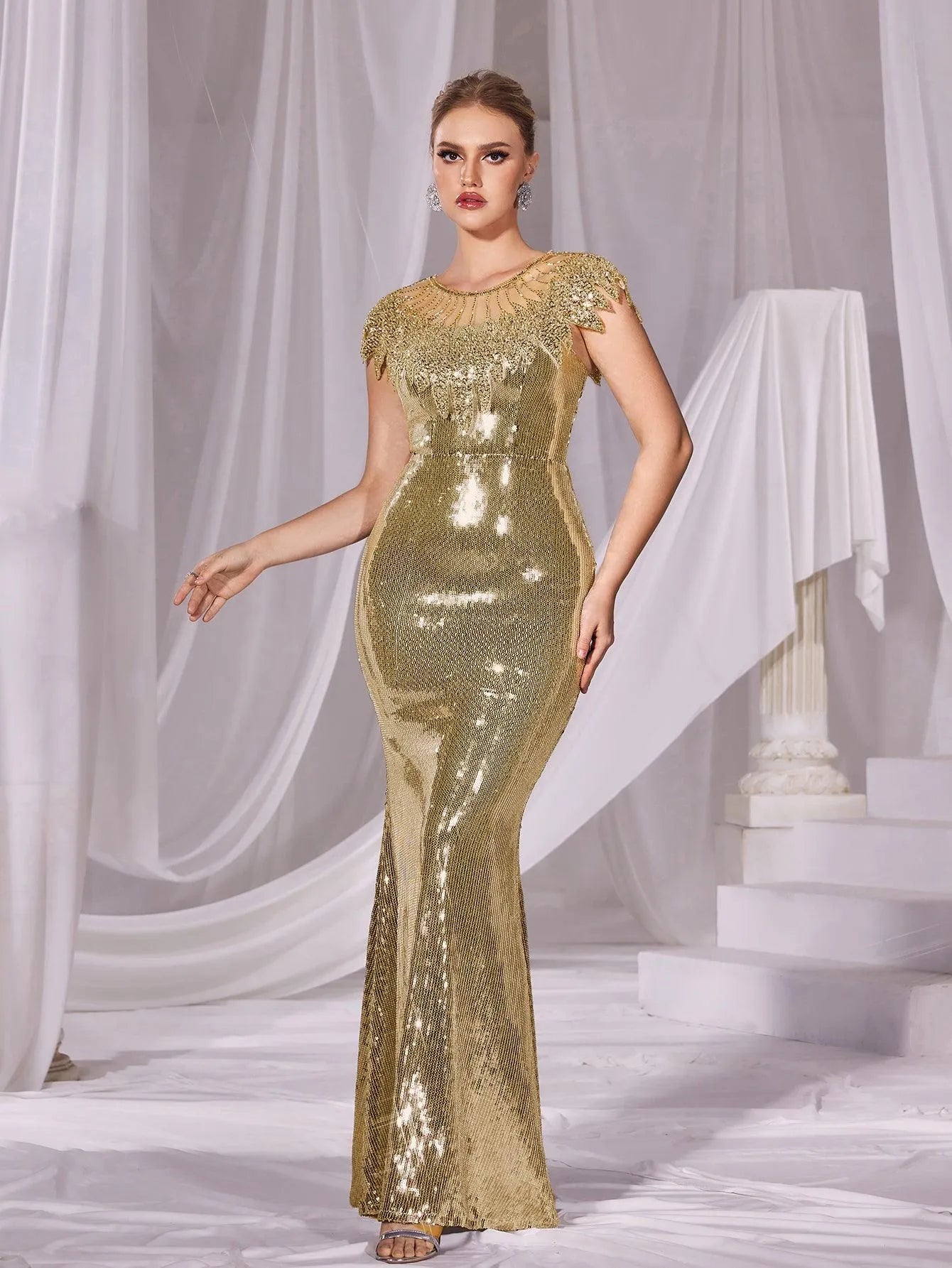 Round Neck Mermaid Hem Sequin Evening Dress - Elonnashop