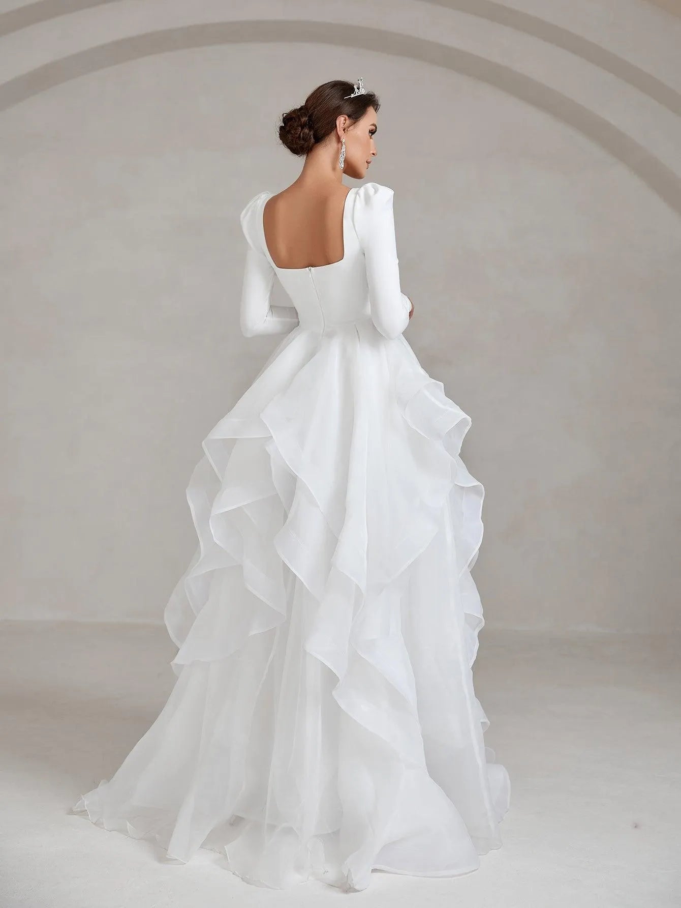 Elegant Square Collar Layered Ruffle Hem Wedding Dress - Elonnashop