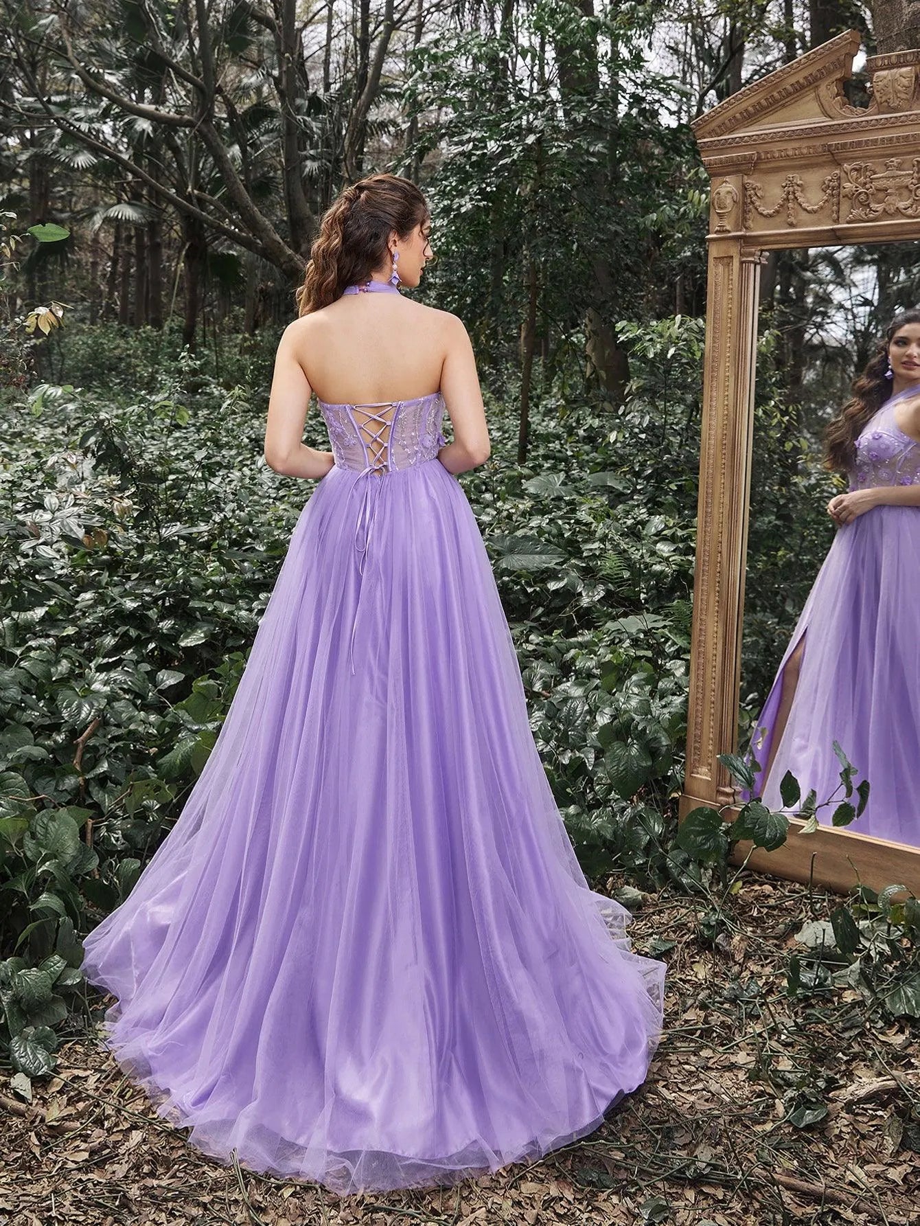 Gorgeous Halter Neck Applique Detail Bodice Lace-Up Back Prom Dress Elonnashop Gorgeous Halter Neck Applique Detail Bodice Lace-Up Back Prom Dress Elonnashop