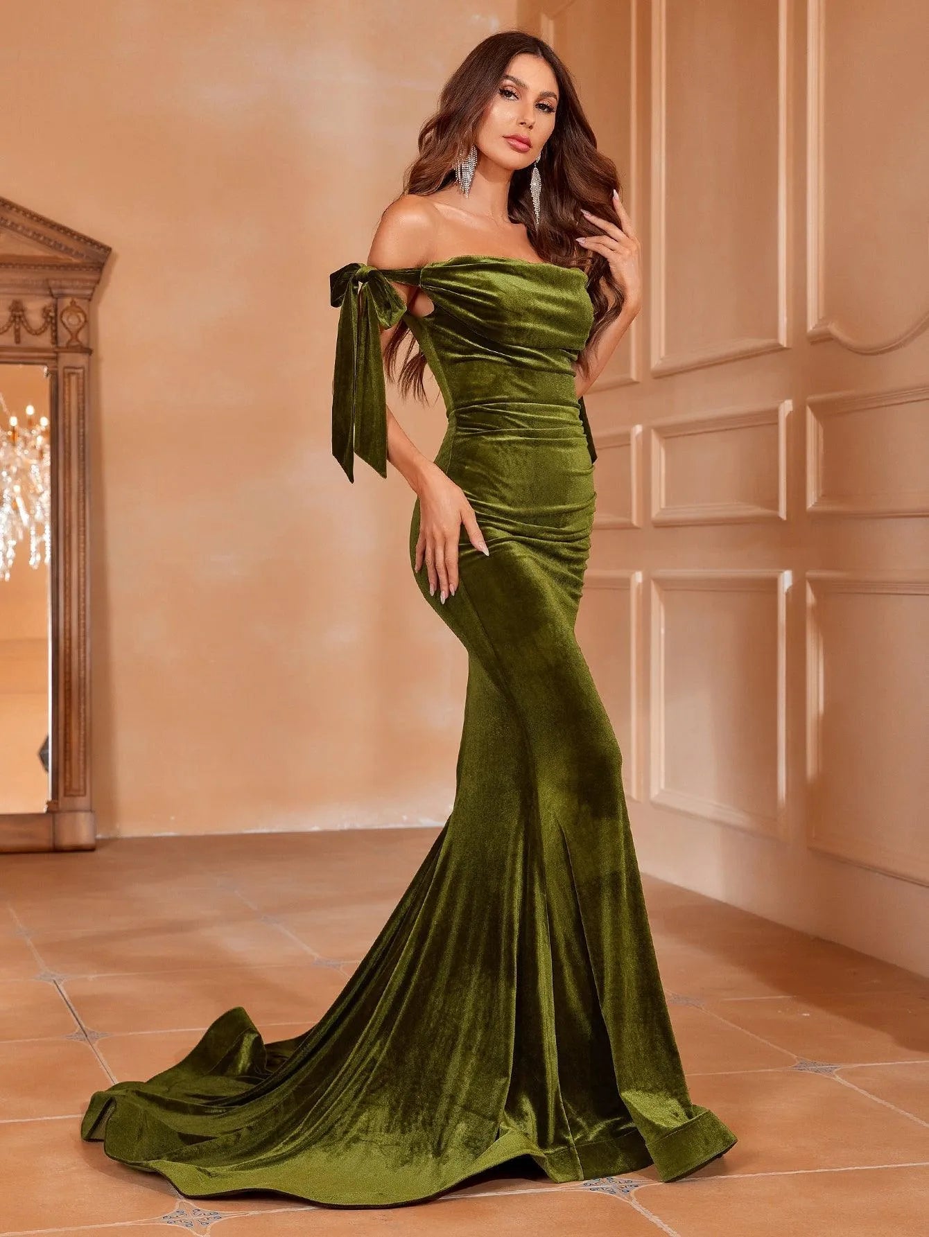 Elegant Off Shoulder Knot Side Velvet Mermaid Dress - Elonnashop