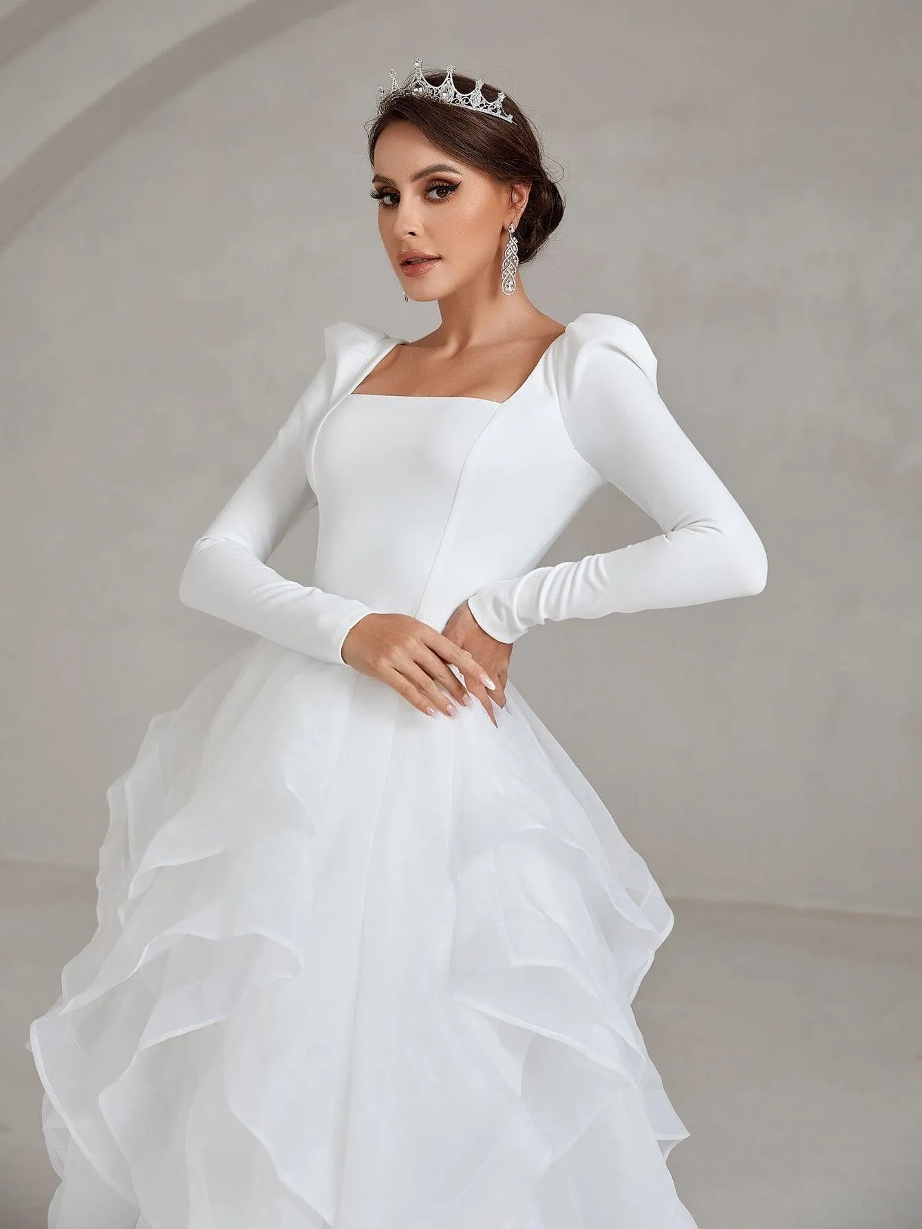 Elegant Square Collar Layered Ruffle Hem Wedding Dress - Elonnashop